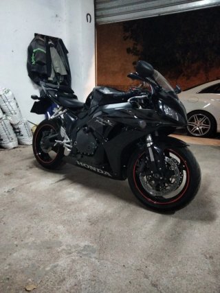 Honda CBR 1000 RR Fireblade 2007