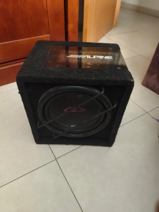 Amplificador Magnat + Subwoofer Alpine