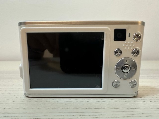 Cámara Digital 4K 48MP (Como Nueva)