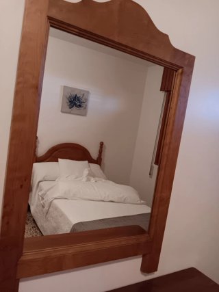 Cabecero de madera estilo clásico
