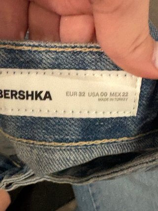 Pantalón vaquero Bershka ancho azul