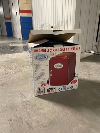 Nevera Coca-Cola Roja