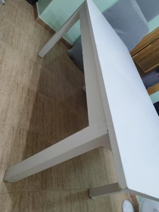 Último precio urge venta 20€ Mesa comedor grande
