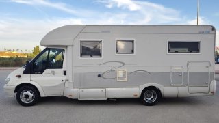 Ford E-Transit Courier 2006