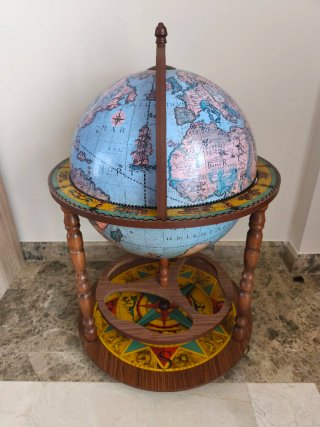 Mueble Bar Globo Terráqueo Madera