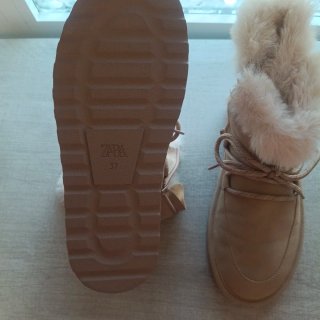 Botas Botines Zara pelo beige