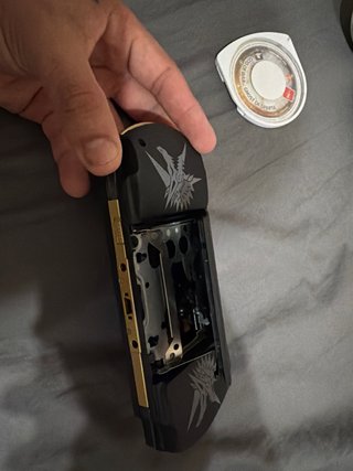 PSP 3000 Sony Negra edicion limitada MonsterHunter
