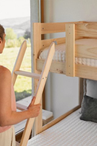 Litera triple de madera