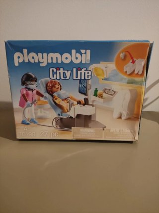 Playmobil City Life Dentista 70198