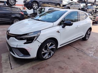 Renault Clio 2019. accidentado!! airbags ok!!!