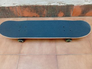 Skate Oxelo MID 500 WOLF Decathlon