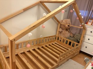 Cama casita Mon Lit Cabane madera