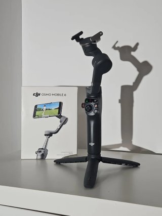 DJI Osmo Mobile 6 Gimbal para Móvil