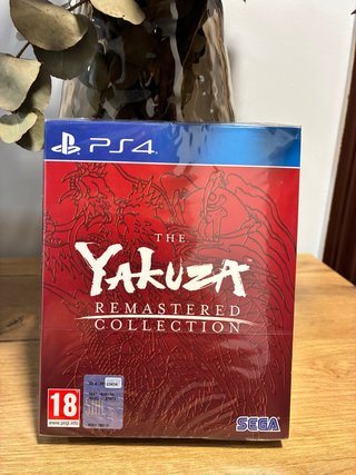 Collezione Yakuza Remastered per PS4 e PS3 sigillata
