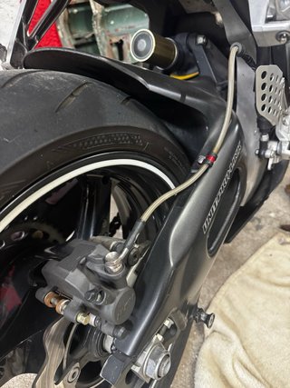 Honda CBR 1000 RR 2007 Plata 29.400 km