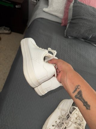 Zapatos blancos