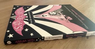Libro infantil Isadora Moon. En muy buen estado