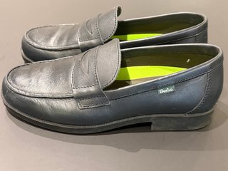 Zapatos Castellanos Gorila Azul Talla 38 Nuevos