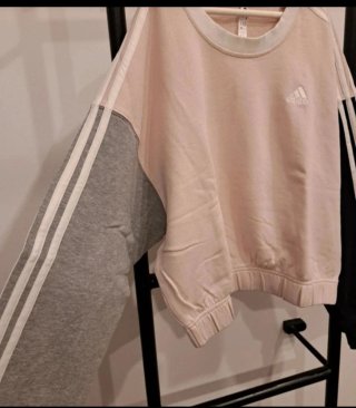 Sudadera Adidas rosa y gris