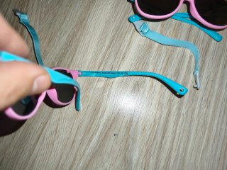 2 Gafas Polarizadas Niñas + Colgante