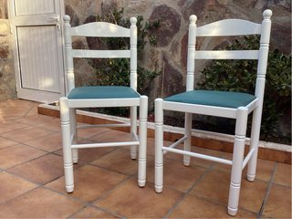 Conjunto 2 Sillas de Madera Blanca