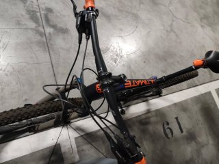 BH Ultimate Bicicleta Montaña