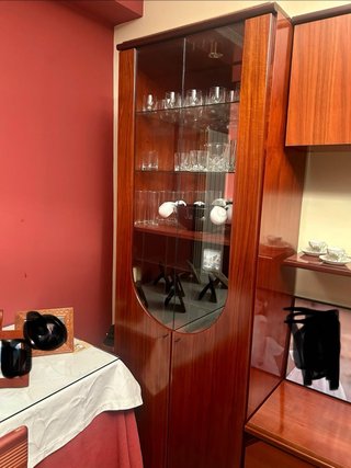 Mueble de salón madera oscura
