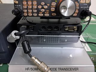 Kenwood TS-480HX HF/50MHz Transceptor