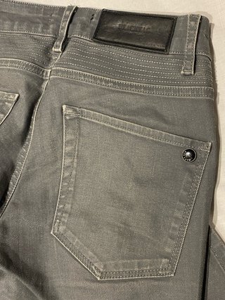 Pantalones ZARA MAN grises encerados