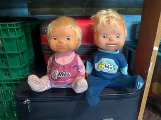 Muñecos Mila y Malo