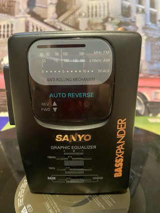 Walkman Sanyo BassXpander Negro