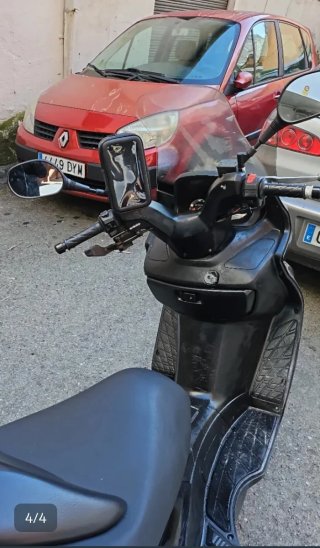 Suzuki Burgman UH 125cc