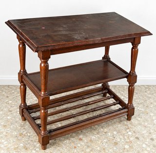 Mesa auxiliar madera clásica