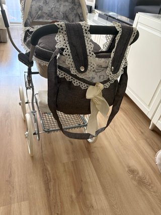 Carretto per bambole Reborn vintage