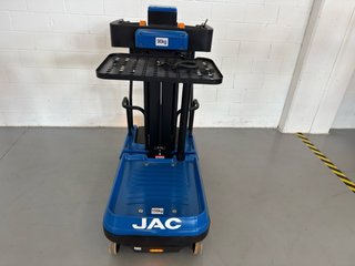Recogepedidos Jac 150kg 3000mm