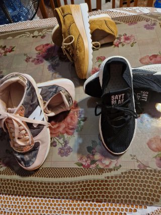 3 pares zapatos talla 39 por 3 euros el par