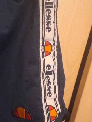 Ellesse Shorts Azules con Logo
