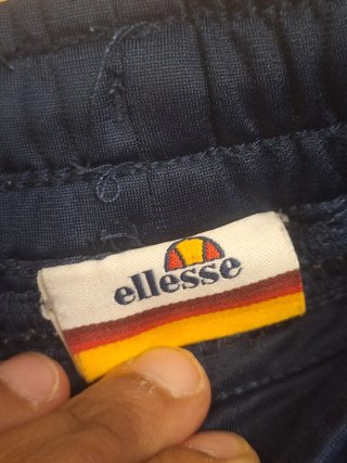 Ellesse Shorts Azules con Logo