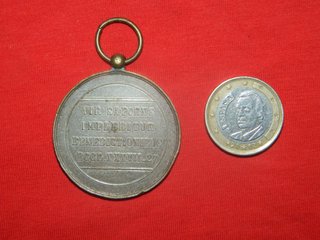 Medalla hombre sabio se colmará de bendiciones