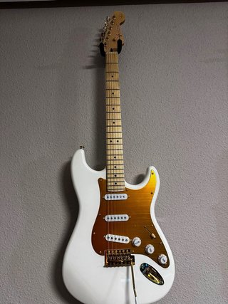 Guitarra withestrat de Lutier