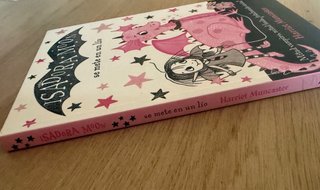 Libro infantil Isadora Moon. En muy buen estado.