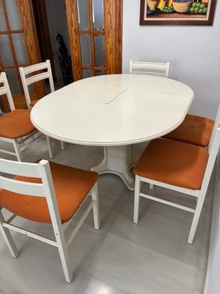 Mesa extensible comedor + 6 sillas