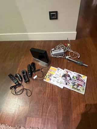 Consola Nintendo Wii Negra + Juegos En Bilbao