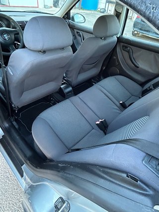 🚗 SEAT León 1.9 TDI 110 CV – ¡Muy cuidado y fiable