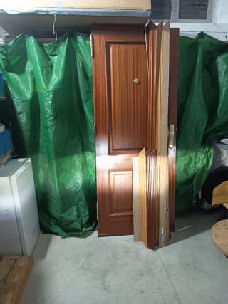 Puerta de entrada madera
