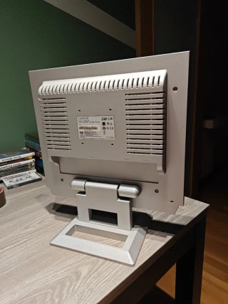 Pantalla Captiva E1702 17 Plata