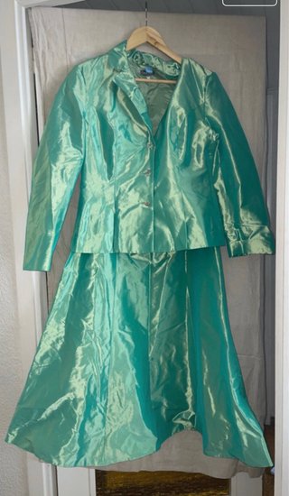 Espectacular Conjunto de Fiesta WEISE
