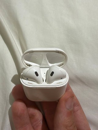 AirPods 2