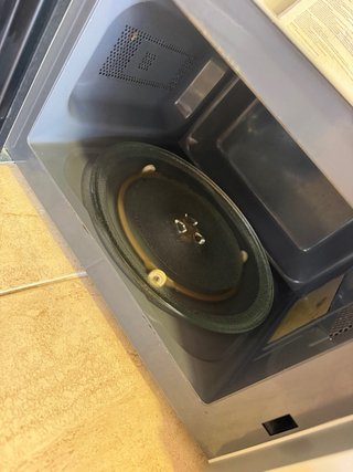 Microondas, Cocina Gas y Extractor y butano