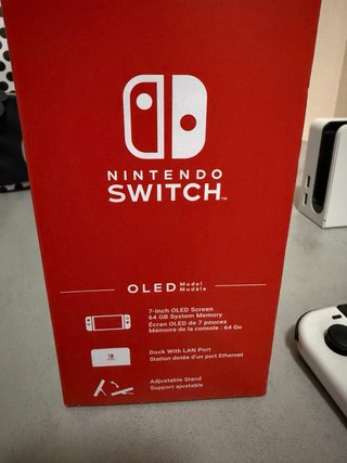 Nintendo Switch OLED Blanca + Mario Kart 8 Deluxe